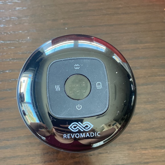 Revo Smart Cupping Massagers - Picture 3 of 4